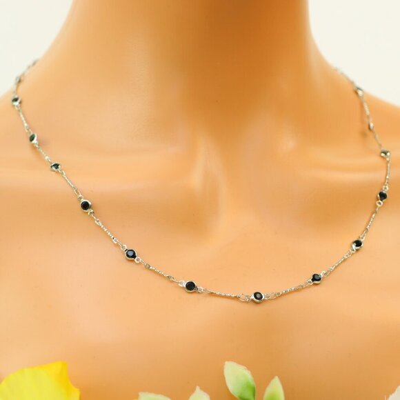 Minimalist Necklace, Sleek & Modern Design, Women’s Fashion, YC110493-N - Picture 8 of 10